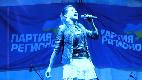 Дві українські співачки візьмуть участь у російському фестивалі «Нова хвиля» у Сочі