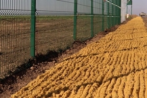 Антикоррупционная прокуратура взялась за "Стену" Яценюка