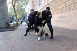 Марш равенства в Одессе: полиция задержала 20 человек