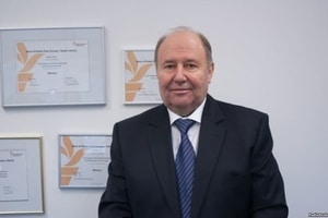 Порошенко уволил посла Украины в Чехии, оскандалившегося с советником Януковича