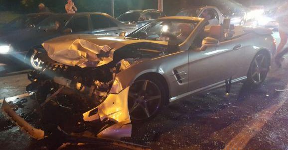 У КИЄВІ НА ПЕЧЕРСЬКУ СТАЛАСЯ МАСШТАБНА ДТП ЗА УЧАСТЮ ЕКС-ЧИНОВНИКА ЧАСІВ ЯНУКОВИЧА