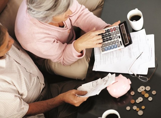 В Минсоцполитики пояснили, как будут выплачивать субсидии украинцам без доходов