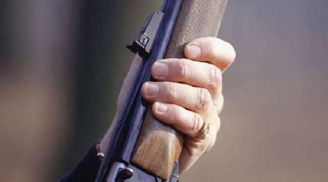 На Тернопольщине односельчане отказались хоронить убийцу полицейских