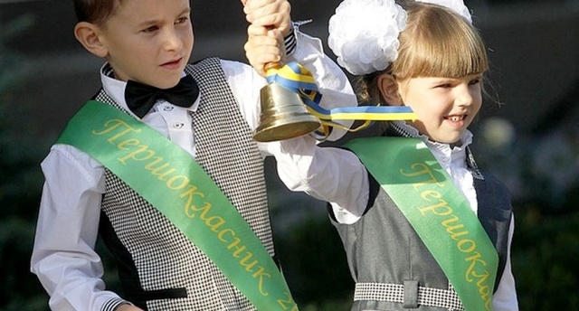 Украинцы высказались только за один язык в школах – украинский