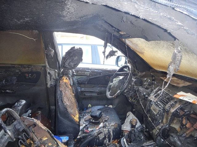 В Киеве сожгли автомобиль известного догхантера: опубликованы фото