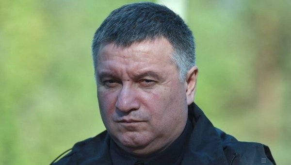 Суспільство вимагає негайної відставки Авакова, а МВС готується до реваншу