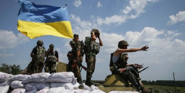 Мощнейшие обстрелы армии оккупантов: Луганское и Пески «накрыло» огнем из зенитных установок