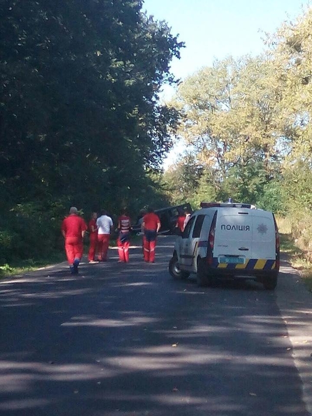 Стало відомо, чий позашляховик підірвали та обстріляли біля Львова