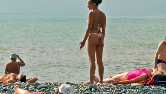 Сочинское побережье в фекалиях, а курортники РФ оплачивают «больничные туры»