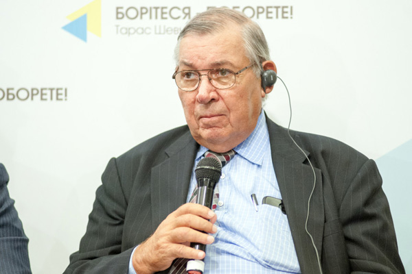 Зачем «Укроборонпрому» Энтони Тэтер