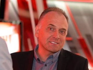 Як Левада під носом у Кличка вгамовує свої будівельні апетити