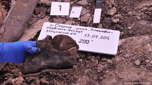 Представники «Чорного тюльпану» вивезли з Донбасу 800 тіл за два роки