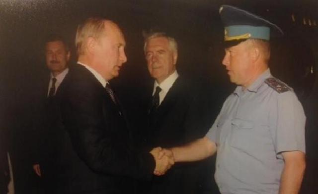 Герой и нардеп от "БПП" Юлий Мамчур сдал Крым России