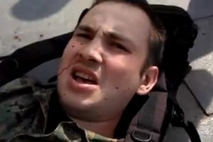 В Киеве неизвестный ударил ножом бойца ОУН