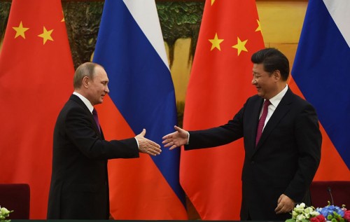 Bloomberg: Никто не хочет вступать в “клуб диктаторов” Путина