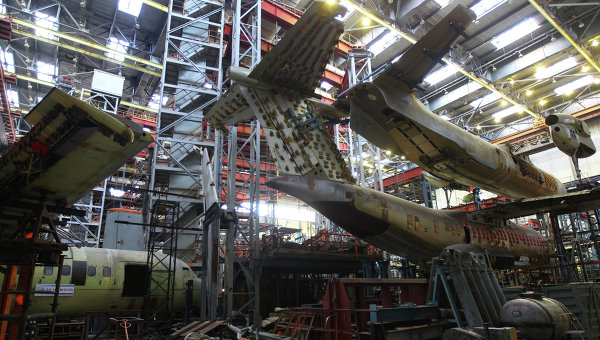 Авіаконцерн “Антонов” розірвав зв’язки з Росією