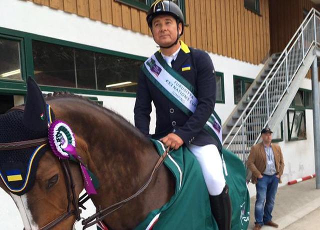 Онищенко продал всех лошадей сборной Украины по конкуру