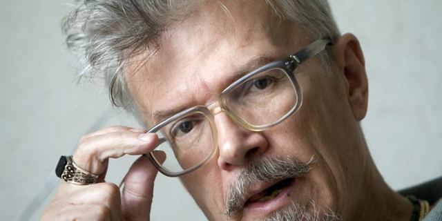 Нищета и разруха. Лимонов описал ситуацию на Донбассе