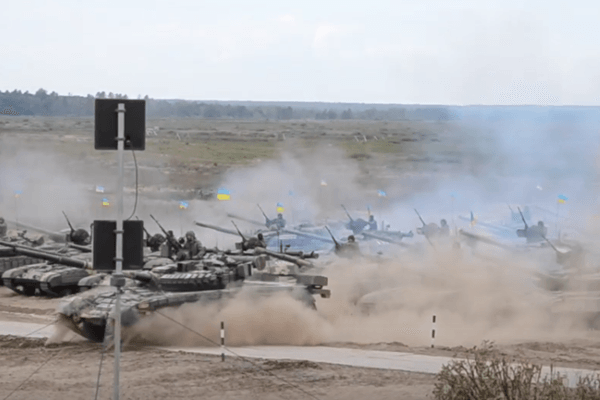 Поразят любую цель: в сети показали мощь лучших танковых взводов Украины. Видеофакт