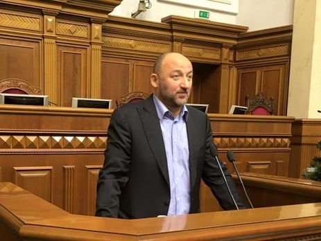 Мочанов: Шум вокруг шутки Зеленского поднялся из-за любимого занятия украинцев – вознести кого-то на пьедестал, а потом повалить