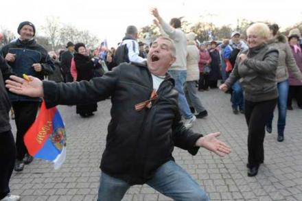 Россияне убегают со скоростью пассажирского самолета