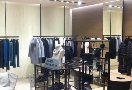 Налоговики в Киеве изъяли незаконно ввезенной в страну одежды на 254 миллиона гривен