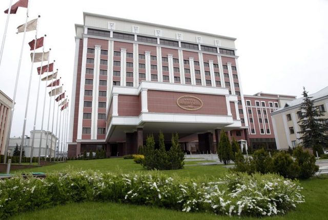 В МИНСКЕ ПОДПИСАЛИ СОГЛАШЕНИЕ О РАЗВЕДЕНИИ СТОРОН НА ДОНБАССЕ