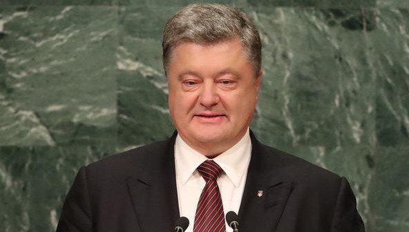 На Донбассе наемники из РФ вооружены до зубов, – Порошенко