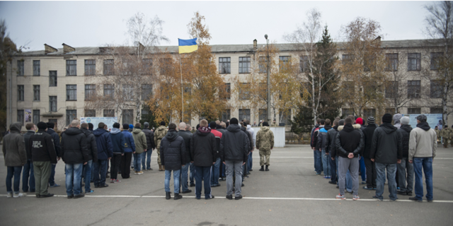 Осенью в Украине призовут на срочную службу 14 тысяч граждан