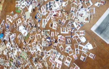 Поліція затримала службовців за підробку паспортів для мешканців Донбасу