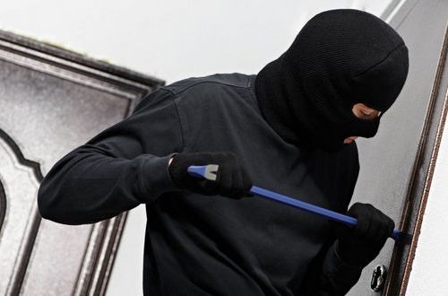 Грабители заставляют украинцев превращать дом в крепость