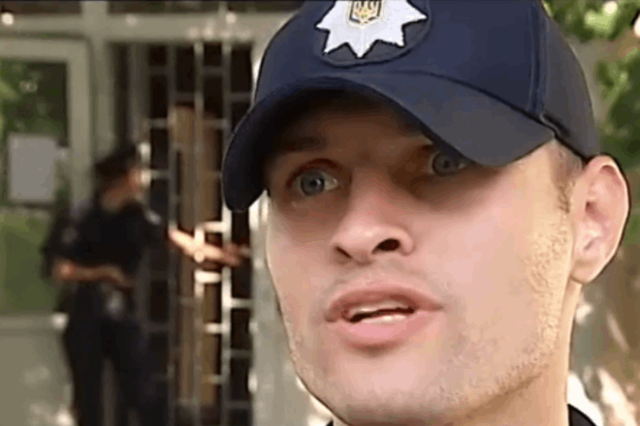 Керівництво поліції бреше, проте вимагає у народу довіри