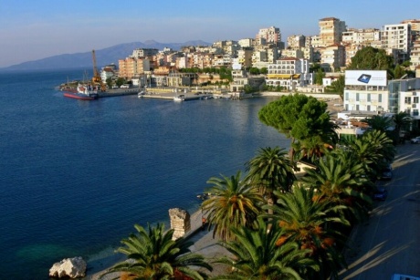 Украинцы смогут ездить в Албанию на 180 дней без оформления визы