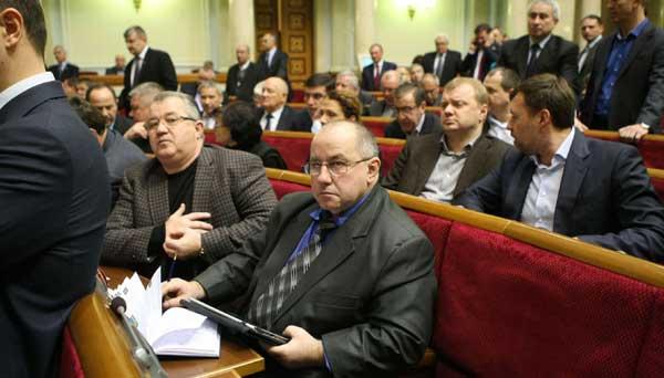 Депутат Безбах спасает перлитный бизнес олигархов