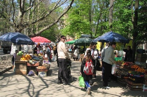 Стихийная торговля в Одессе - бизнес для чиновников, беда для Одесситов