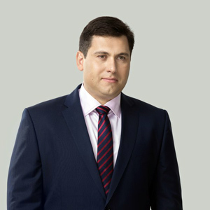 От сотрудничества с сепаратистами до грозы дискотек: история депутата Киевсовета Олеся Маляревича