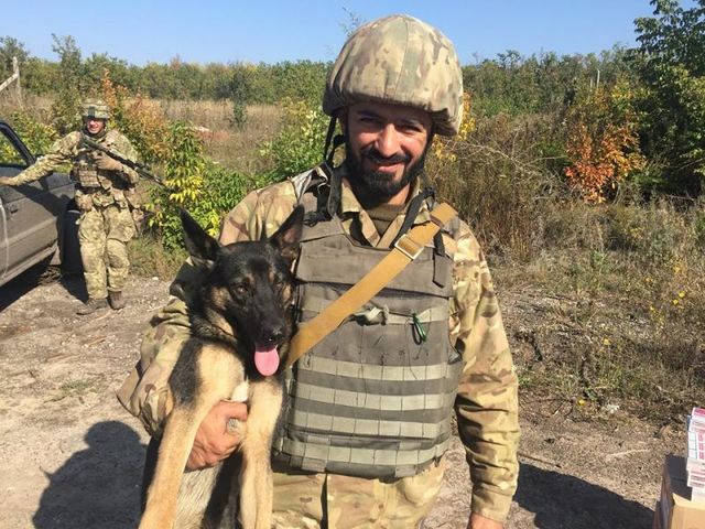 Тонкая оборонительная линия на окраине Авдеевки. ФОТО