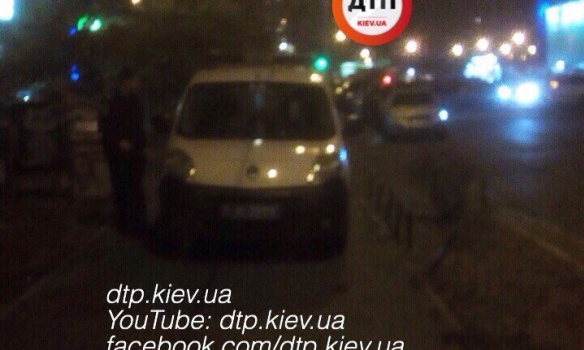 В Киеве на Срибнокильской произошла перестрелка