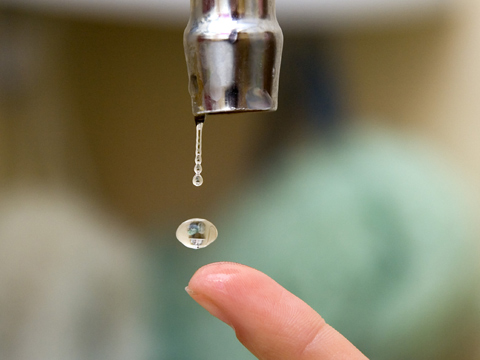 600 тыс. людей на Донбассе могут остаться без воды и отопления