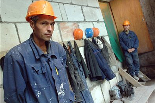 Больше всего денег заробитчане шлют домой из России