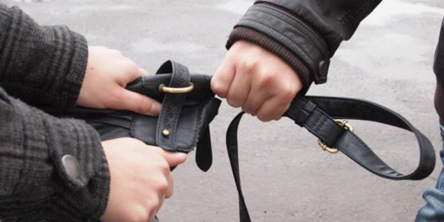 В Дарницком районе Киева мужчина пошел на ограбление из-за бедности