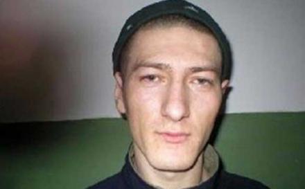 Бандит, взявший в заложники полицейских, пытался повеситься в камере