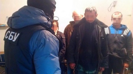 Вінницькі фермери утримували у рабстві сотню безпритульних