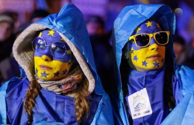 Три года ждут: почему ЕС затягивает с отменой виз для Украины