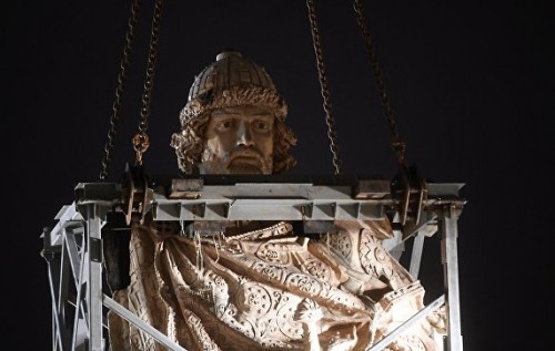 Памятник князю Владимиру в Москве - явная попытка прицепиться к истории Киева