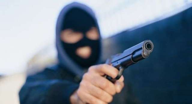 В Киеве задержали мужчину, который стрелял в прохожего (ФОТО)