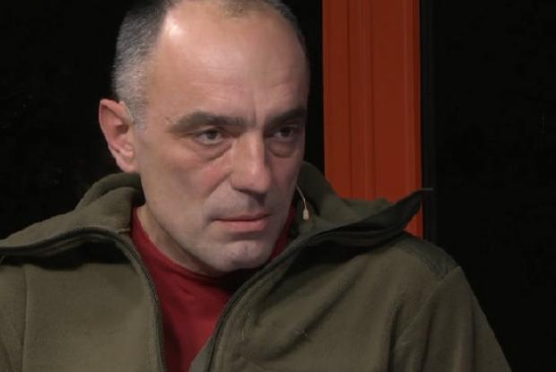 Відомий волонтер розкритикував політику української влади щодо війни на Донбасі