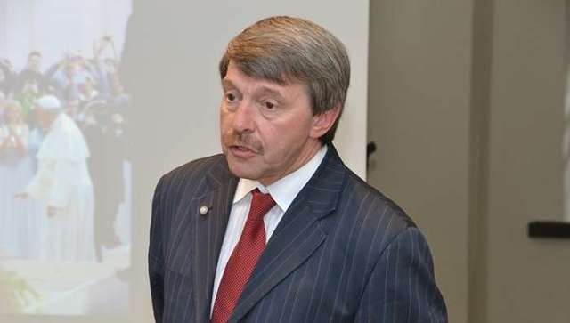 Российский режиссер уличил росСМИ в пропаганде из-за героизации Моторолы (ВИДЕО)