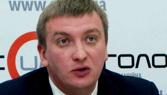 Глава Минюста пообещал жесткий ответ за отказ РФ выдать Сенцова