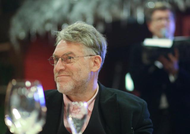 АРТЕМИЙ ТРОИЦКИЙ: "ГЕРОЙ ИЗ МОТОРОЛЫ – КАК ИЗ ГОВНА ПУЛЯ"